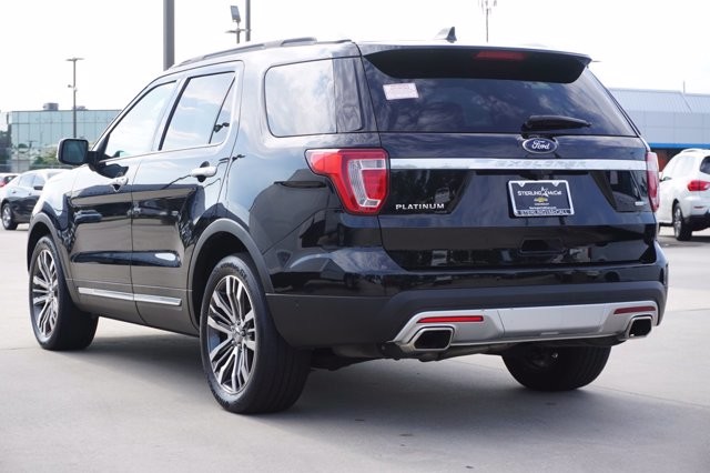 Pre-Owned 2017 Ford Explorer Platinum Four Wheel Drive SUV